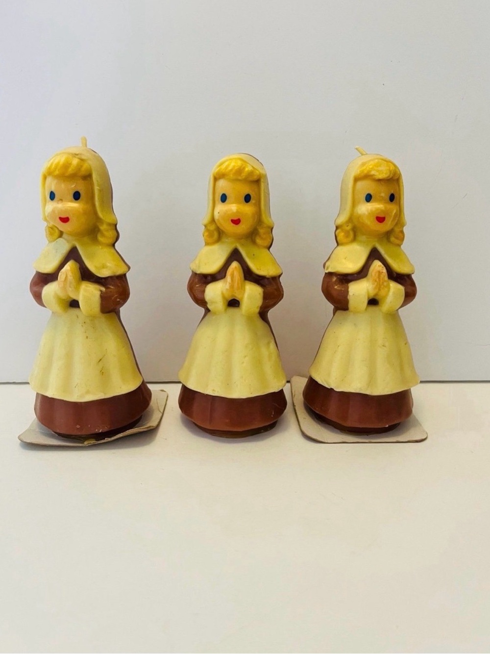 Gurley Vintage Pilgrim Girls Praying Thanksgiving Candles Lot of 3 Unburned